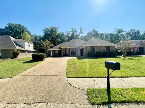 185 Memory Ln, Madison, MS 39110