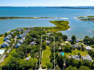 7630 Main Bayview Rd, Southold, NY 11971