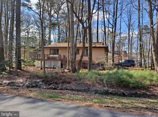 1 Ivy Ln, Ocean Pines, MD 21811