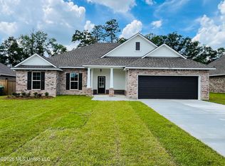 13452 Swan Ridge Cir, Gulfport, MS 39503