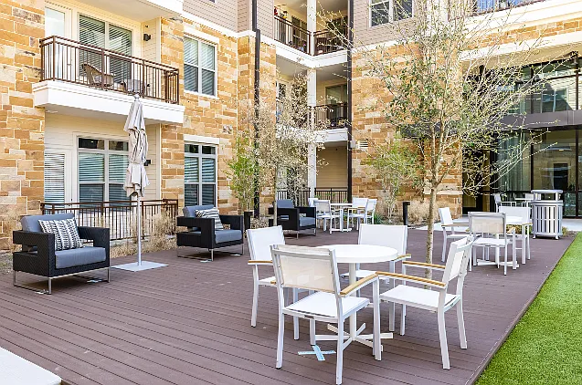 Outdoor Lounge