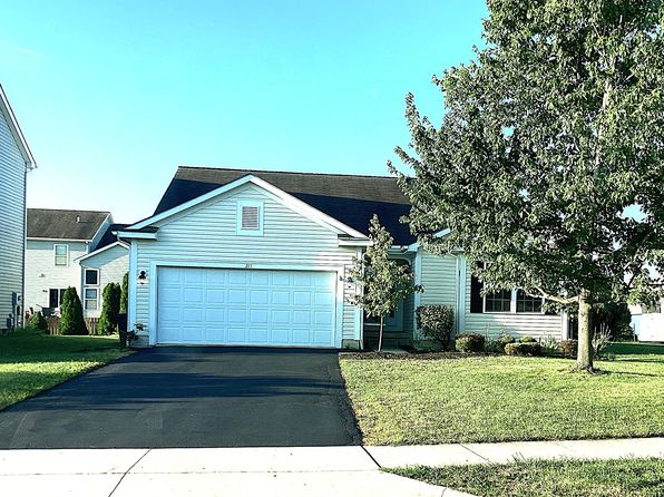 211 Cherrytree Ln