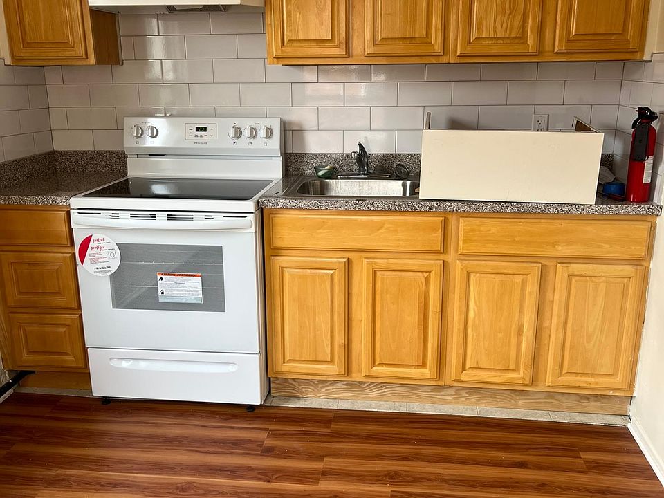 1st image of 8659 19th Ave #2R