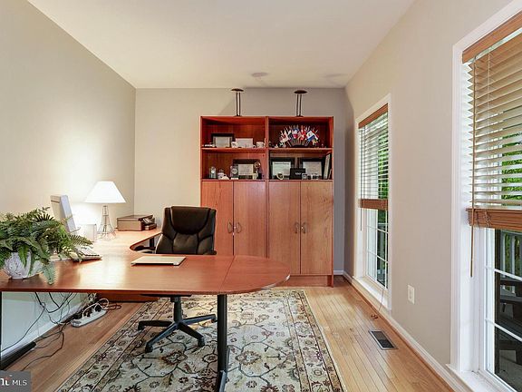 5th image of 6520 Cashel Ct