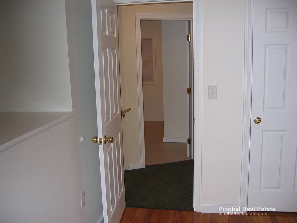 2nd image of 86 Wilson St