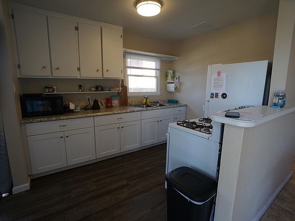 3rd image of 1034 S Tremont St