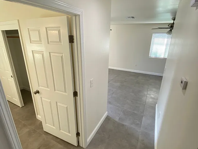 1134 1140 Chinowth 4030 #4036 — Photo 14