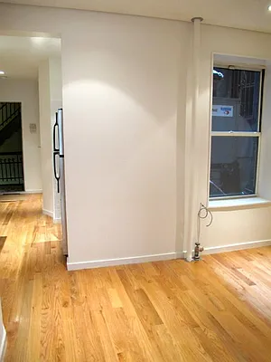 Rented by Veracity NYC LLC | media 13