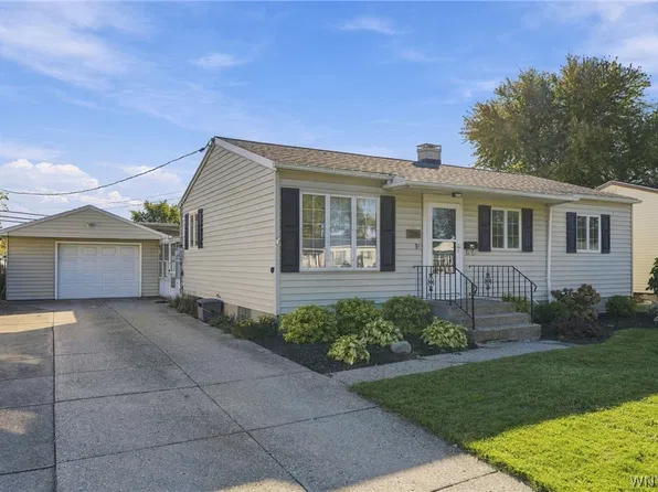 325 Parkedge Ave, Tonawanda, NY 14150