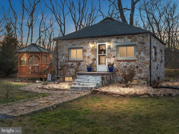 3579 Strasburg Rd, Strasburg, VA 22657