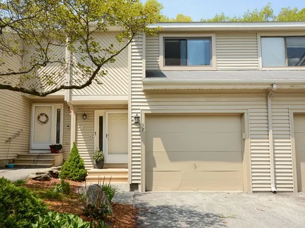 37 Samuel Dr, North Grafton, MA 01536