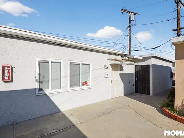 2515 E Madison St #2517 — Photo 2