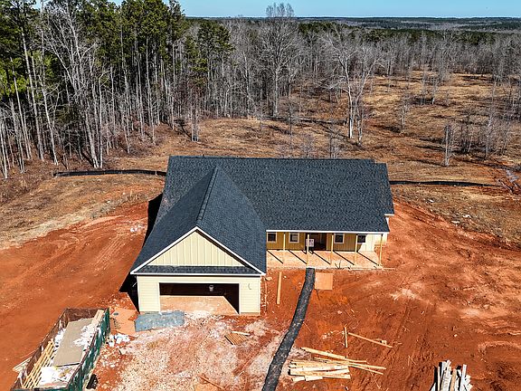 3rd image of 431 Andrews Mill Rd