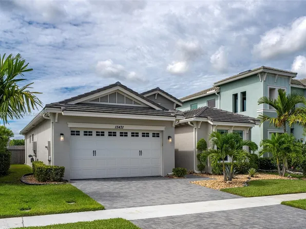 15431 Goldfinch Cir, Loxahatchee, FL 33470