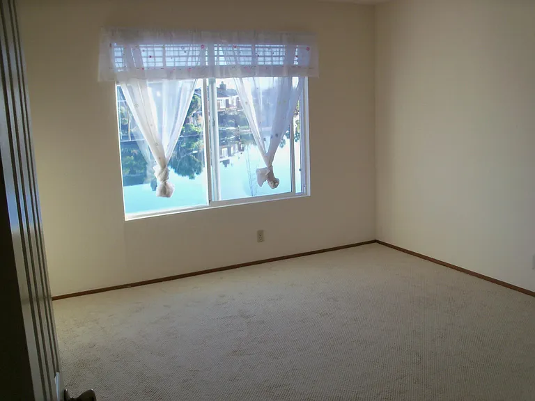 1129 Nimitz Ln — Photo 10