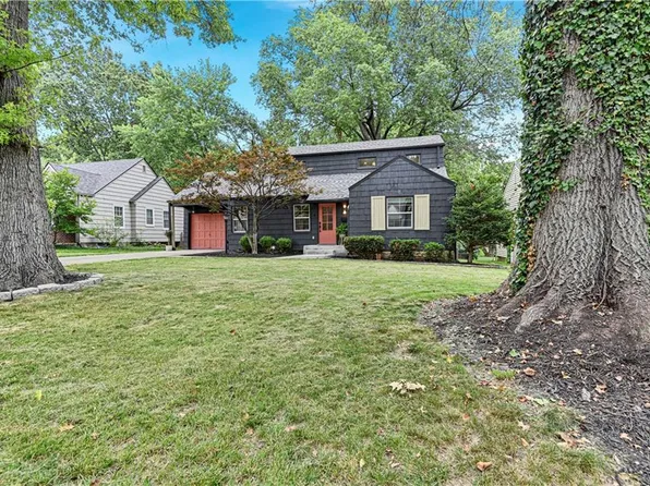 5431 Ash St, Roeland Park, KS 66205