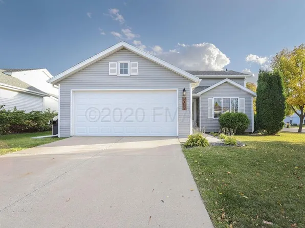 3044 35th Ave S, Fargo, ND 58104