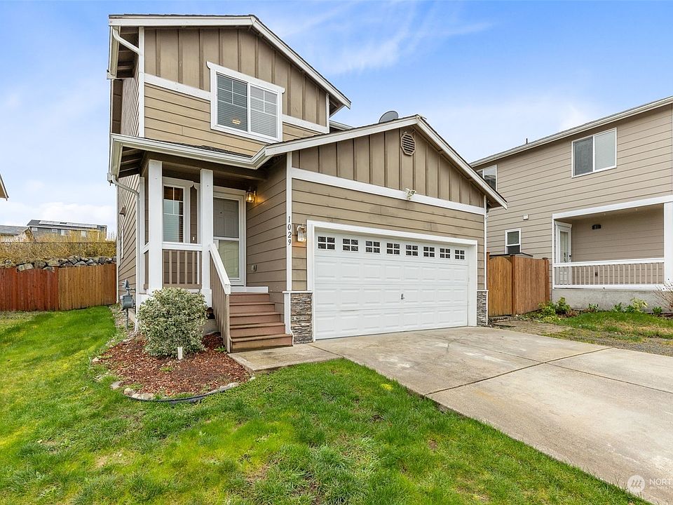 1st image of 1029 73rd Drive SE