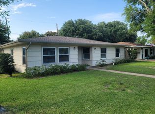 128 Albacore Ave, Galveston, TX 77550
