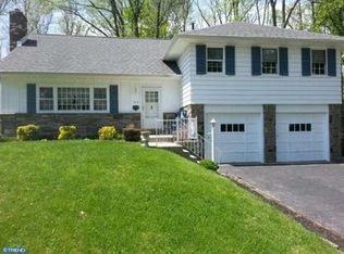 1018 Mansion Ave, Drexel Hill, PA 19026