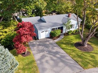 15 Sarah Teft Dr, Warwick, RI 02889