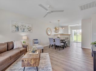 6101 Osprey Cove Dr, Raleigh, NC 27604