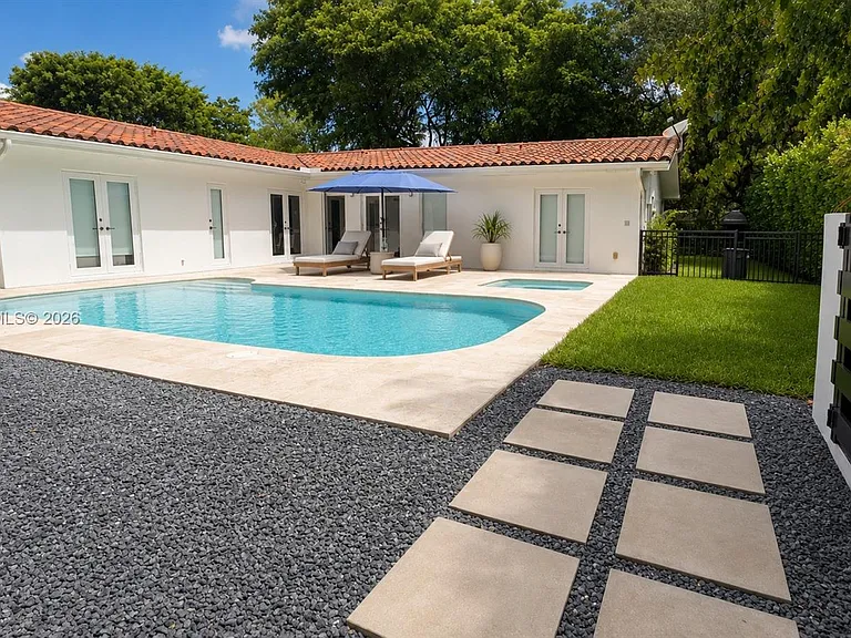 614 San Juan Drive Coral — Photo 25