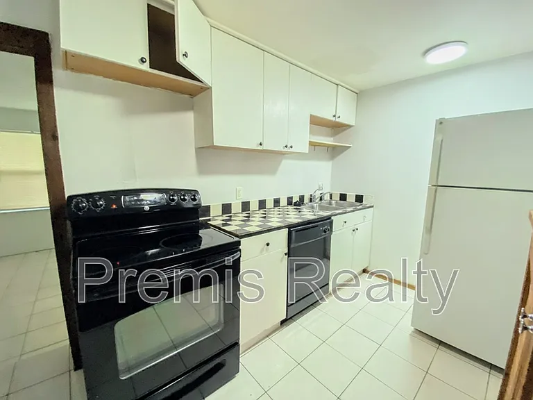 2686 Sunset Dr #B — Photo 13