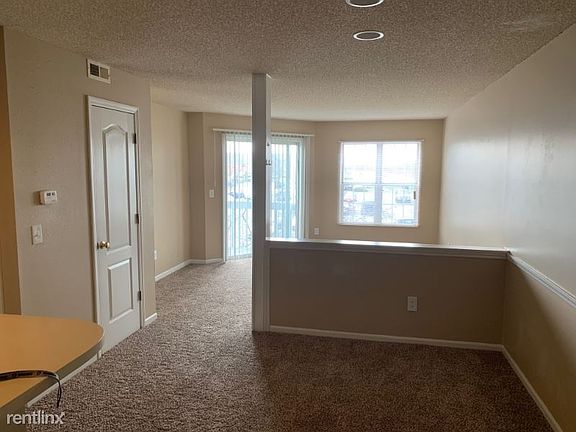 4th image of 2727 Grand Haven Dr