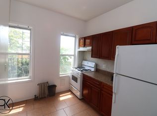 158 Dupont St #4RT, Brooklyn, NY 11222