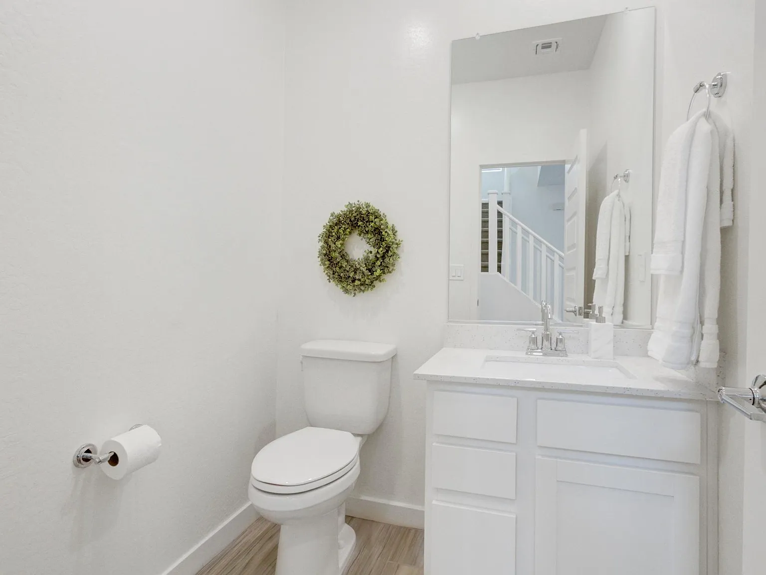 3 bed, 2.5 bath, 1491 sqft, $2,500 — Photo 4