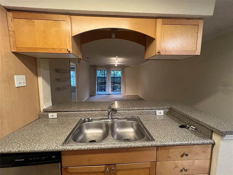 2500 Winding Creek Blvd #E103 — Photo 35