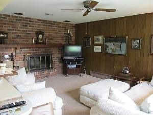 3rd image of 203 S Harlan St