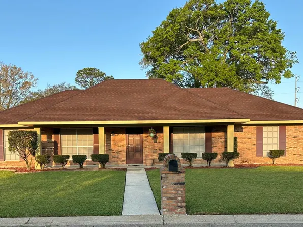 220 N Philo Dr, Lafayette, LA 70506