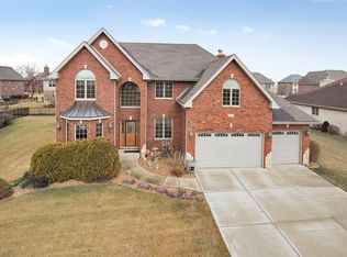 16555 Christopher Dr, Lemont, IL 60439