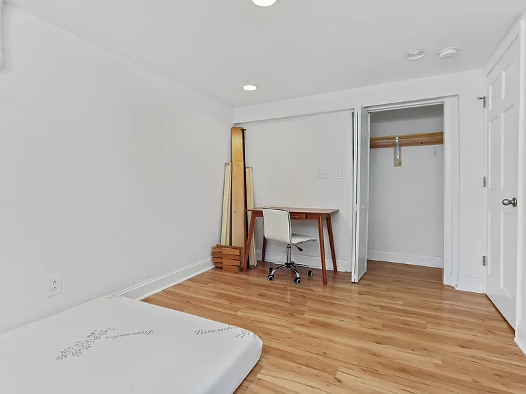 3539 Porter St NW — Photo 10