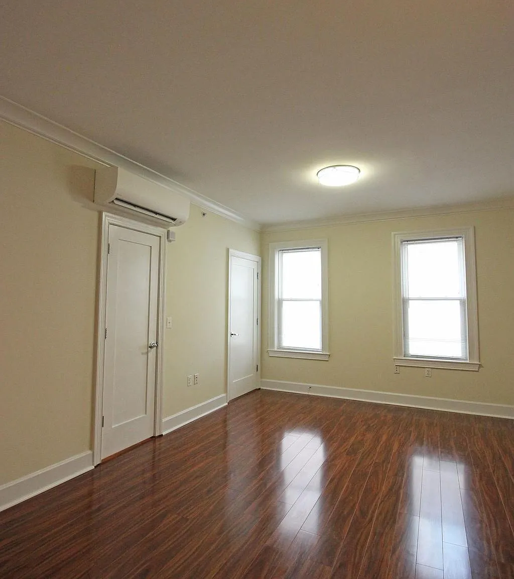 Studio, 390 sqft, $1,850 — Photo 4