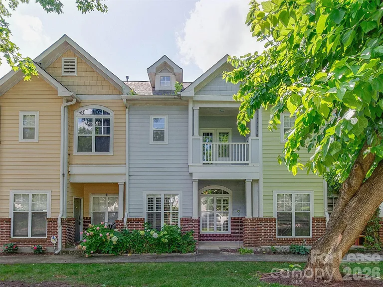 1571 Pecan Ave — Photo 35