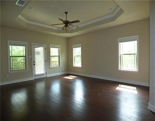 3rd image of 14049 Fox Hill Dr