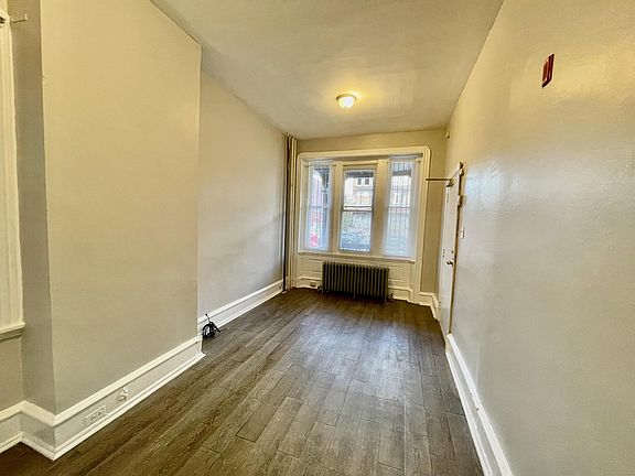 2nd image of 1234 W Allegheny Ave #1F