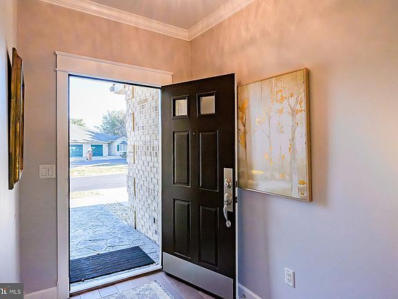 4th image of 13143 Little Hayden Cir #101