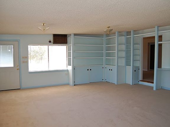 5th image of 13470 Oro Grande St
