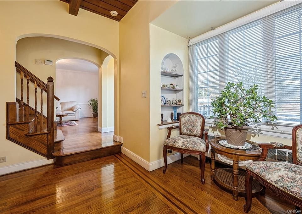 154 Parkway S Mount Vernon NY Zillow