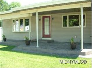 4 Jacqueline Ct, Utica, NY 13502