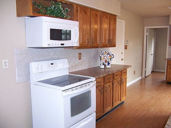 4th image of 1333 Jabbet Dr