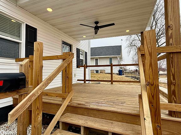 4th image of 421 5th St