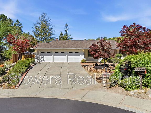 2nd image of 155 Mountain Canyon Pl