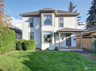 2223 Rockefeller Ave, Everett, WA 98201