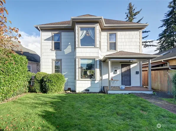 2223 Rockefeller Avenue, Everett, WA 98201