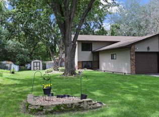 872 126th Ave NE, Blaine, MN 55434